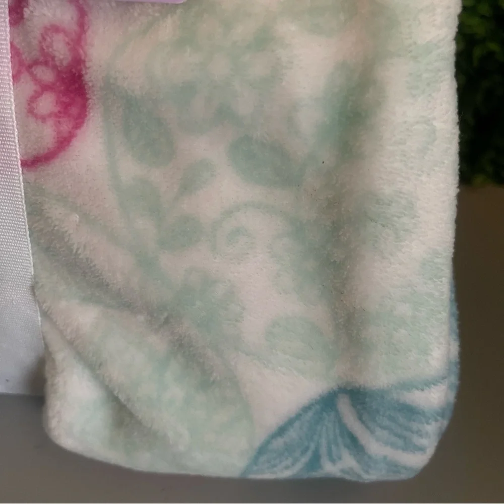 Holiday Home Easter Delicate Floral Soft Blanket Throw NEW